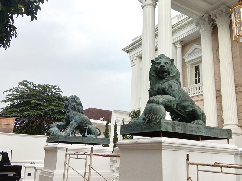 Bronze lion pair sculpture cast by our factory for a hotel entrance